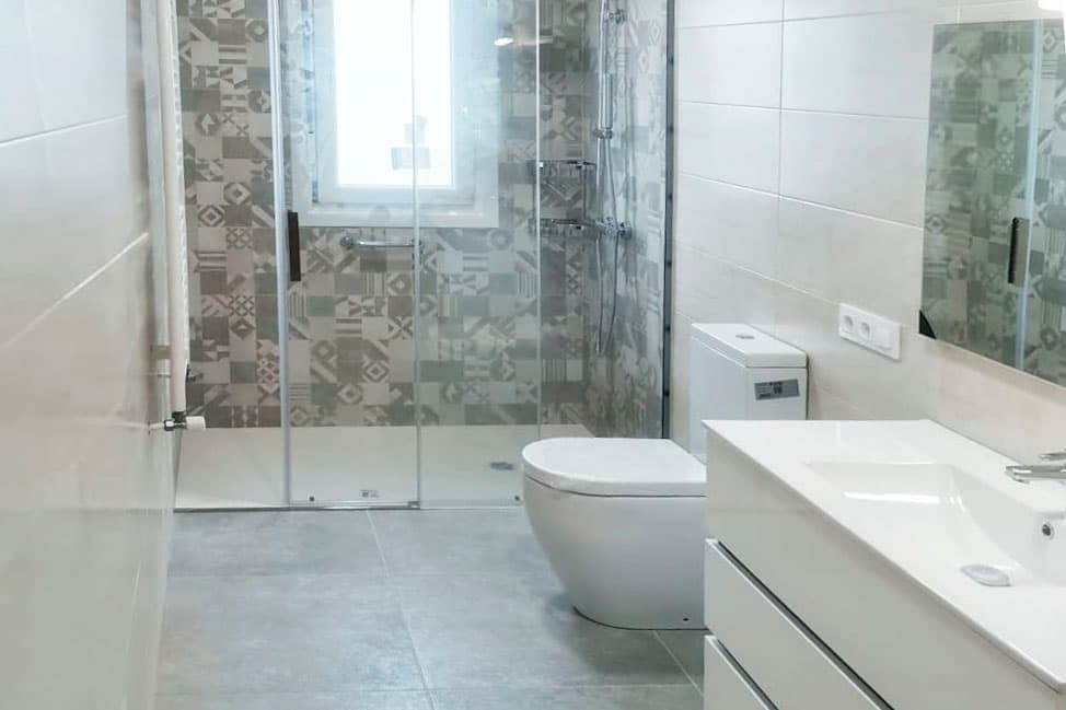 Especialistas en mamparas de baño en Vilagarcía de Arousa